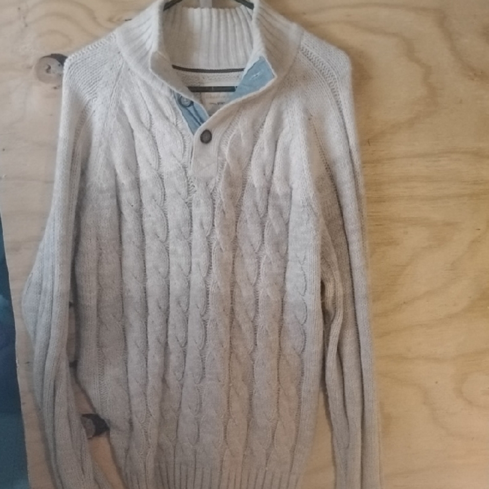 Men's Cream Cable Knit Sweater